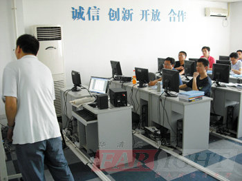 深圳中心教學總監梁老師發言