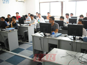 深圳中心班主任葉老師發言