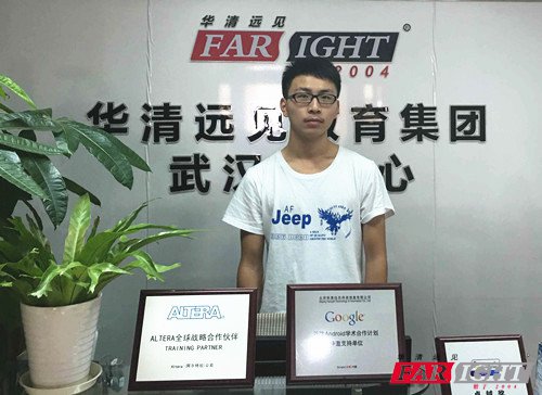 Part1 我與男神的距離只差一個嵌入式——張學長分享