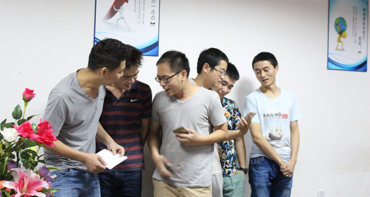 成都中心 來來來我們小聲商量一下~