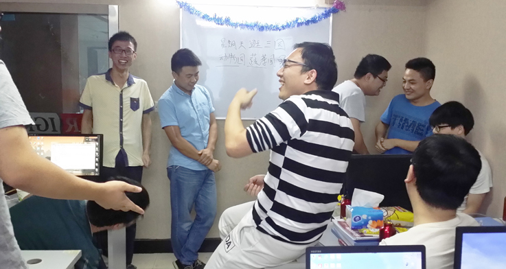 南京中心 場面快控制不住了