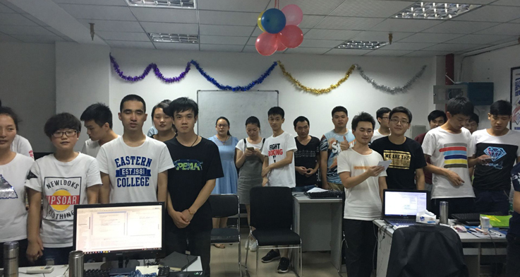 武漢中心 后來個大合唱!